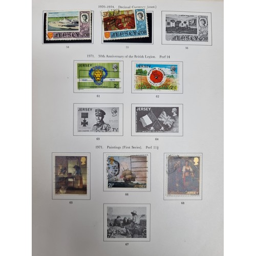 272 - The New Age pictorial stamp album by ''Stanley Gibbons Limited''. With mint and high value sets.