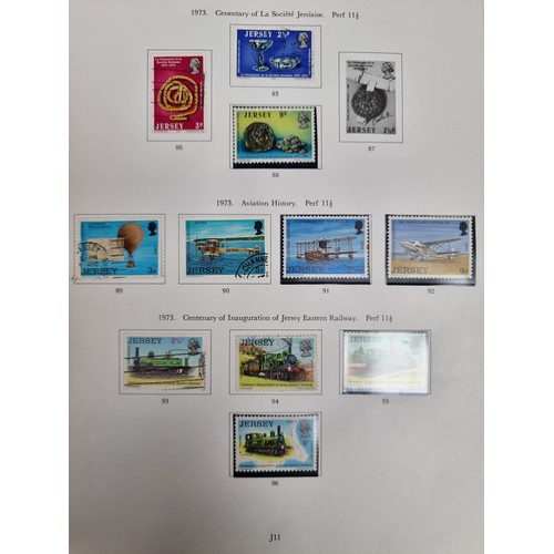 272 - The New Age pictorial stamp album by ''Stanley Gibbons Limited''. With mint and high value sets.