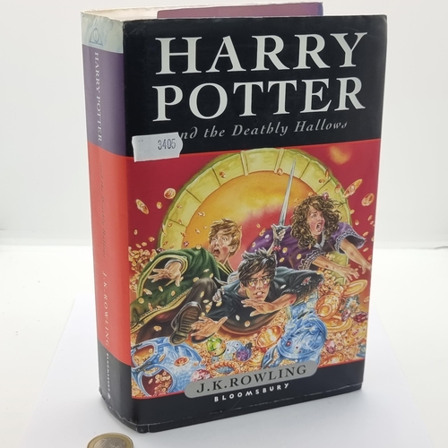 432 - A hardback first edition of Harry Potter and the Deathly Hallows by J.K Rowling. Book in very good c... 