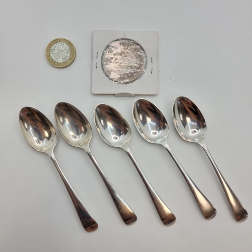 537 - Five sterling silver teaspoons, hallmarked Sheffield, 1942. Makers mark states 