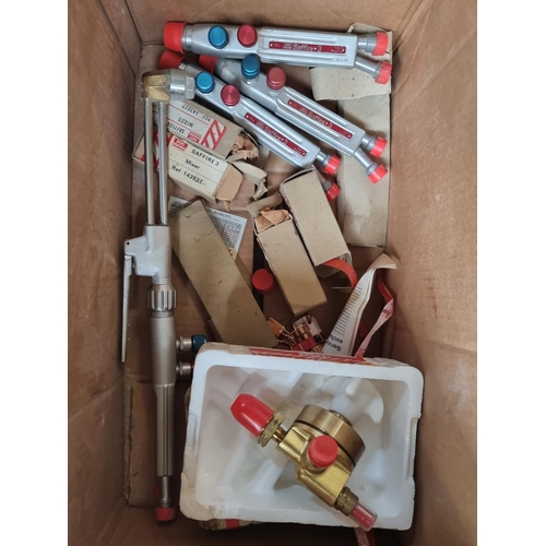 442 - A great selection of 4 Saffire welding torches, four BOC mixers, an aceteline regulator brand new in... 