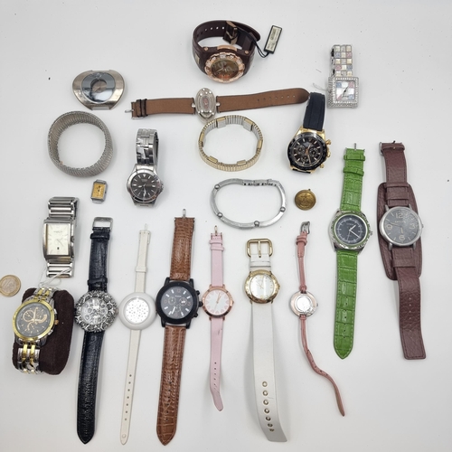 555 - An extremely large collection of wrist watches.