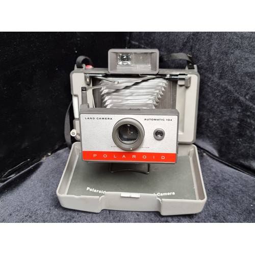 397 - A huge selection of vintage camera and photography equipment, including a 