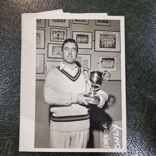 480 - A fantastic collection of 1940s-60s Irish cricket memorabilia. Includes an interesting ephemera such... 