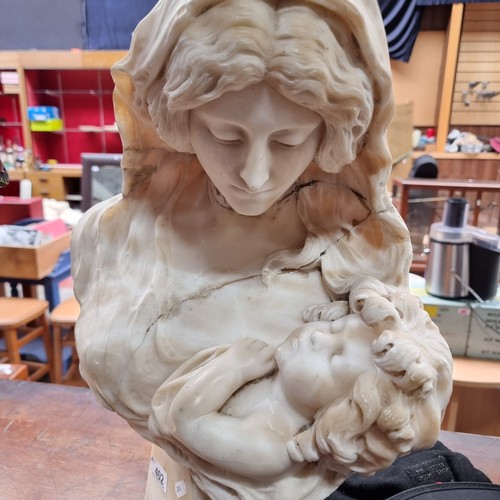 402 - A fabulous tall 19th century white marble sculpture of a mother and child. Fabulous piece. The bust ... 