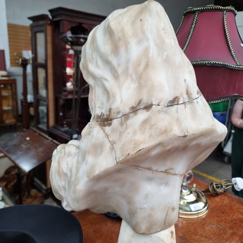 402 - A fabulous tall 19th century white marble sculpture of a mother and child. Fabulous piece. The bust ... 