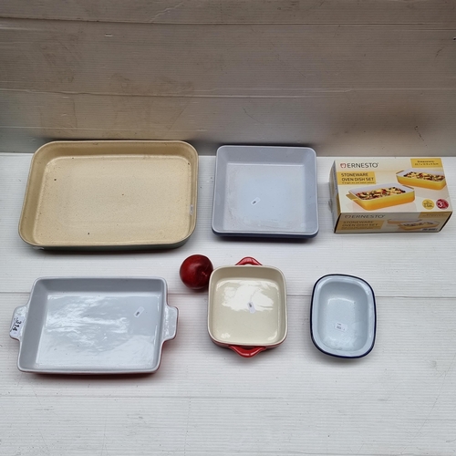 314 - A selection of six high quality homeware stoneware serving dishes, including examples by 