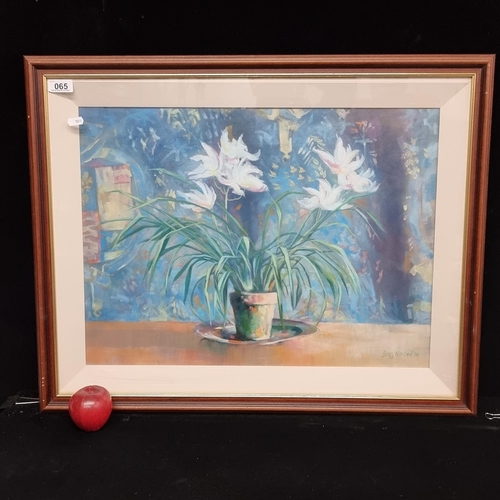 65 - A charming original oil on canvas painting by artist Inez Nordell and dated 1994 depicting a softly ... 