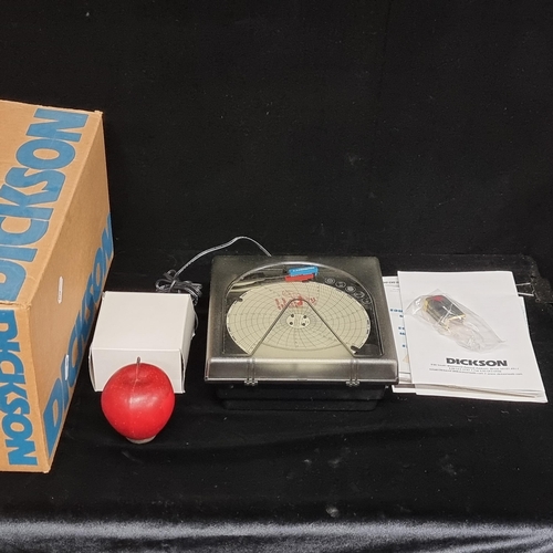 124 - A Dickson TH6 Temperature Humidity recorder, complete with instruction manual and a box of branded 6... 