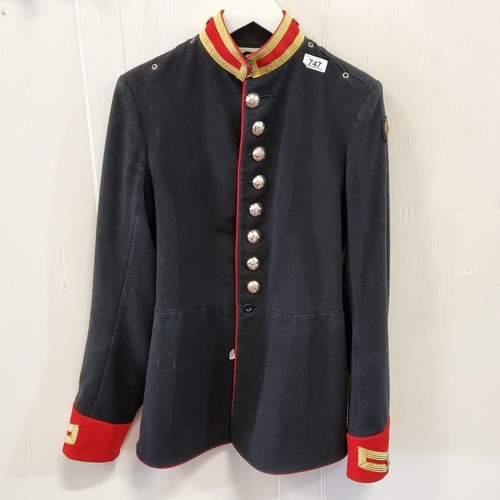 747 - A truly stunning vintage Blues and Royals Troopers tunic. A beautifully well made piece, with origin... 