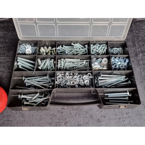 799 - A full kit of bolts, screws and washers of various sizes in original carry box, all brand new.