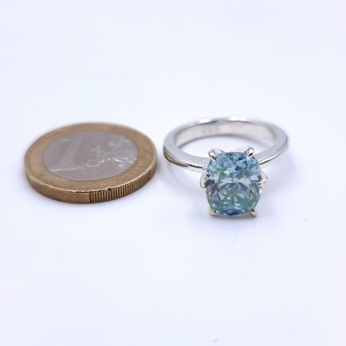 702 - A stunning sterling silver facet cut Blue Topaz ring. Ring size: P. 144  New from the gem company RR... 