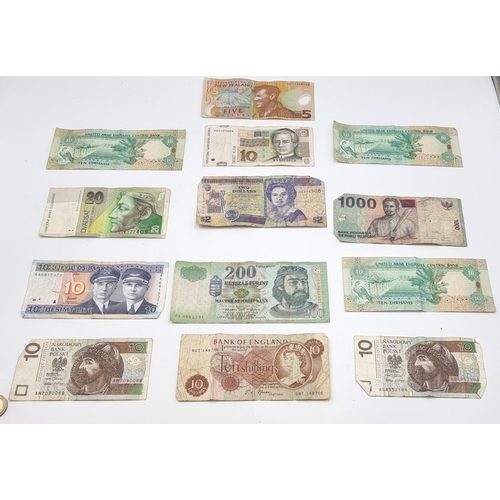 842 - 11 mixed currency bank notes as pictured.