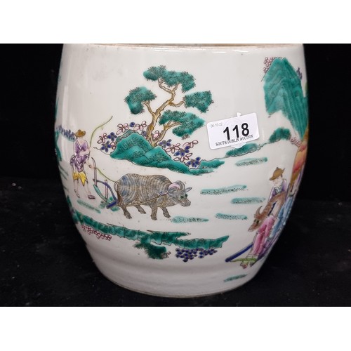 118 - A large vintage porcelain Chinese lidded ginger jar, featuring figures in traditional Chinese dress ... 