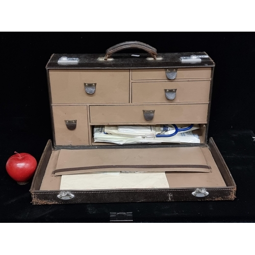 126 - A very handsome, vintage 1970's doctor's medical case. Subdivided into five sturdy drawers to carry ... 