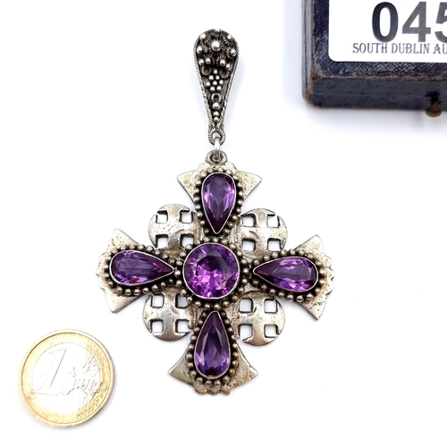 45 - An exceptional vintage Bethlehem silver brooch/ pendant, set with faux Alexandrite stones. Suitable ... 