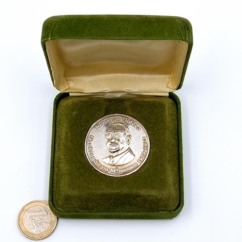 57 - A Eamon de Valera Uachtaráin na h-Éireann 1959 - 1973 commemorative Irish silver coin. Marked with t... 