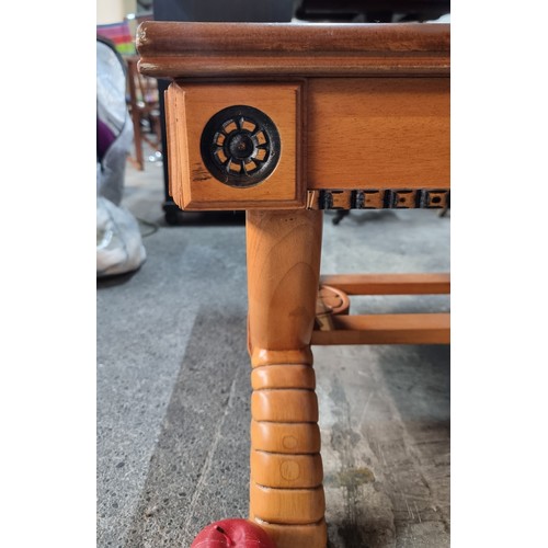 660 - A handsome lovely low wooden coffee table with elegant bow legs, parquetry top and carved stained wo... 