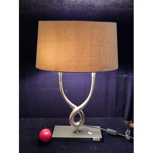 770 - Star lot : A pair of very elegant, heavy and modern table lamps from the brand Porta Romana in the O... 