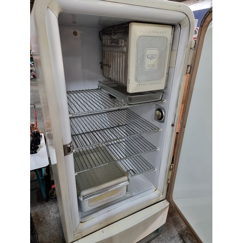 666 - Star lot : A super, vintage General Motors Frigidaire (refrigerator / freezer). A lovely example of ... 