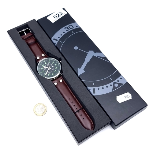 22 - An as new handsome wrist watch by makers 