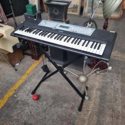 Piano yamaha ypt deals 200