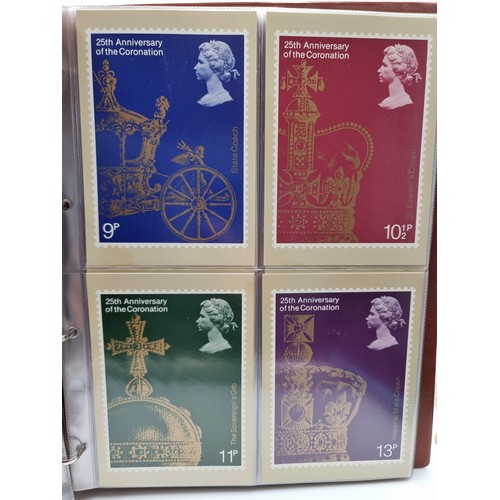 562 - A mint memorial collection of Queen Elizabeth the 2nd reign through Royal Mail PHQ cards, includes c... 