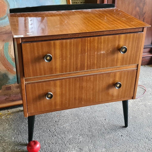 761 - A very elegant, Mid Century two drawer sheet Featuring two large drawers with dove tail joinery and ... 