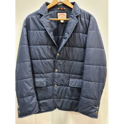 814 - A men's quilted navy coat by Brook's Brothers, size M. Similar retails at €390 on brooksbrothers.com