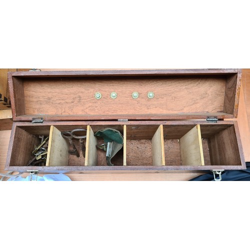 503 - A vintage storage box with six compartments inside, accompanied by a large number of antique and vin... 