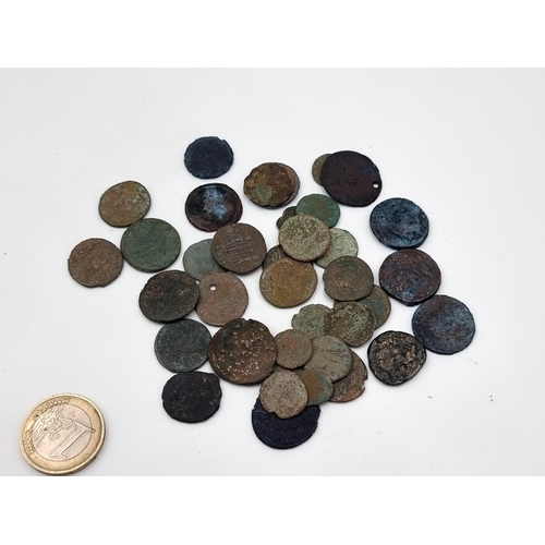 13 - A fantastic collection of thirty seven ancient Roman coins. Interesting collection. Ready for resear... 