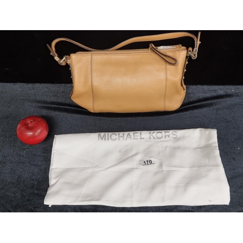 170 - A stunning genuine Michael Kors handbag made of genuine soft tan leather. Has Michael Kors logo zipp... 