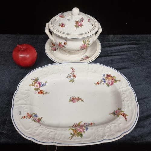 290 - Three beautiful pieces of matching vintage ceramic pieces, comprising of a soup tureen with lid and ... 