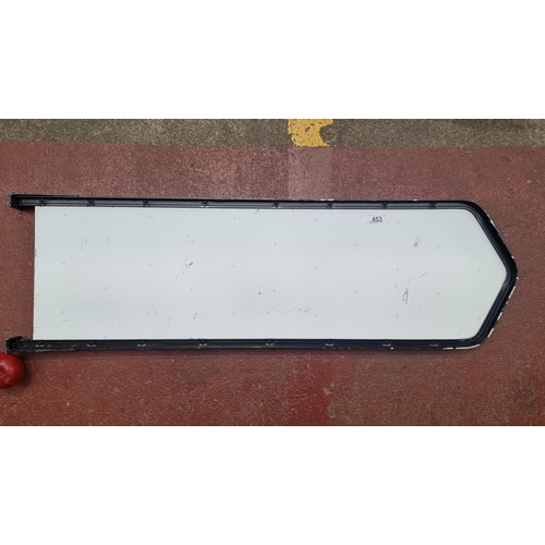 453 - A heavy reflective arrow blank sign plaque with a black iron frame. L106cm