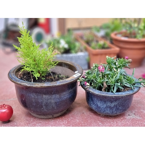 456 - Two differently sized circular ceramic planters of good quality, glazed in a glossy shade of cobalt ... 