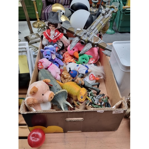 505 - A great collection of twenty-eight toys, including ten collectable Beanie Babies with original tags,... 