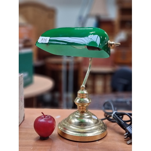 516 - A very nice example of a vintage bankers lamp with the classic green glass shade and bevelled brass ... 