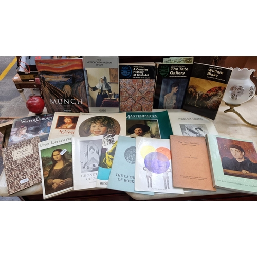 564 - 16 books concerned with art and art history including Edvard Munch, William Blake and Walter Osborne... 