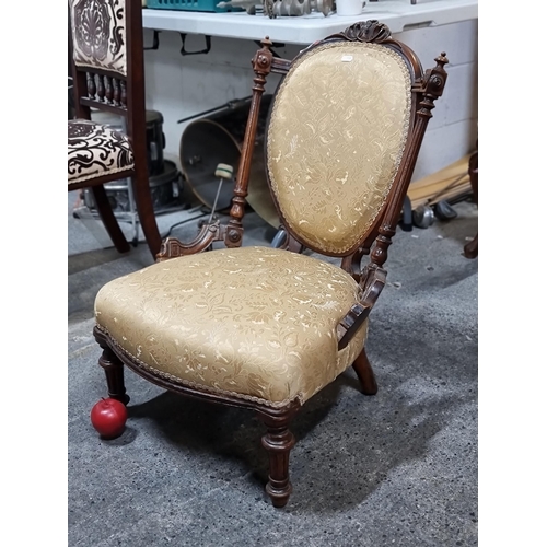 785 - A lovely antique nursing chair with neo-classical style ornament, reeded columns and upholstered in ... 