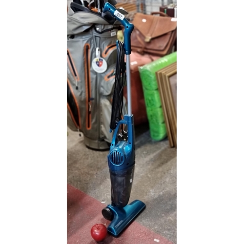 837 - A Torino 2 in 1 stick vacuum cleaner in a stylish shade of teal. Model no: EN126143