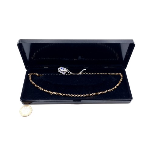 652 - Star lot : An elegant 9 carat gold link chain with lobster clasp. L45cm. In a nice presentation box.... 