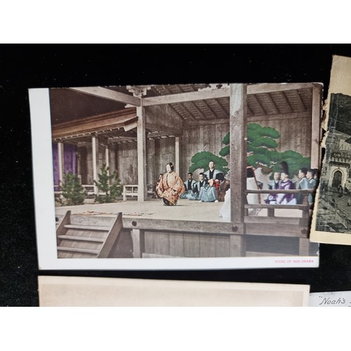 15 - A super collection of postcards, in both colour and black and white. Postcards are ranging from the ... 