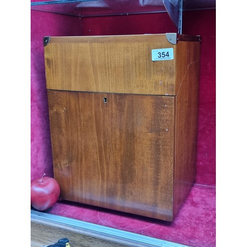 354 - A handsome, wooden advertising drinks chest. For J&F Martell Cognac. Complete with signed brass plat... 