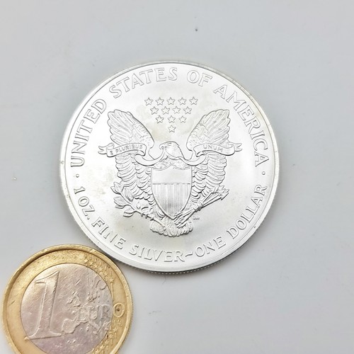 412 - A United States one ounce .999 fine silver 2004 