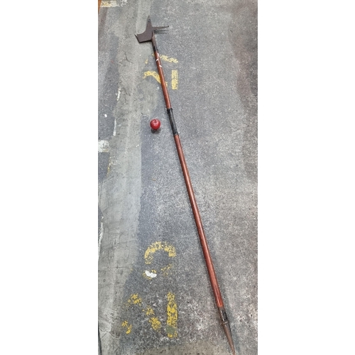 810 - Star lot : A full-size 18th or possibly early 19th  century Halberd pike, thrusting spear. With a ca... 