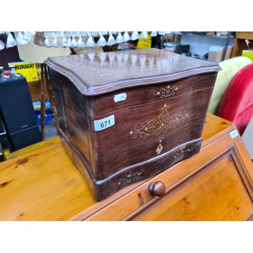 671 - A Victorian, mahogany cigar display cabinet. With ample shelving to interior for at least thirty-six... 