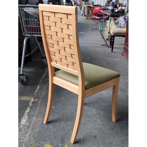 884 - Four nice dining chairs by Italian brand Calligaris with woven splat backs crafted from wooden panel... 