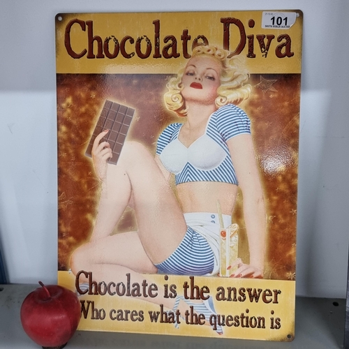 101 - A metal wall sign featuring a classic 1950's pin up and reading 