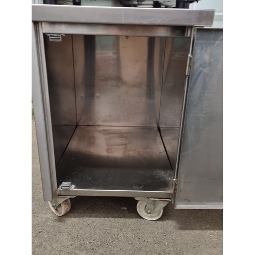 211 - Super Star Lot : A Gel Matic Model BC100PM ice cream dispenser. A super example with a cylinder dept... 