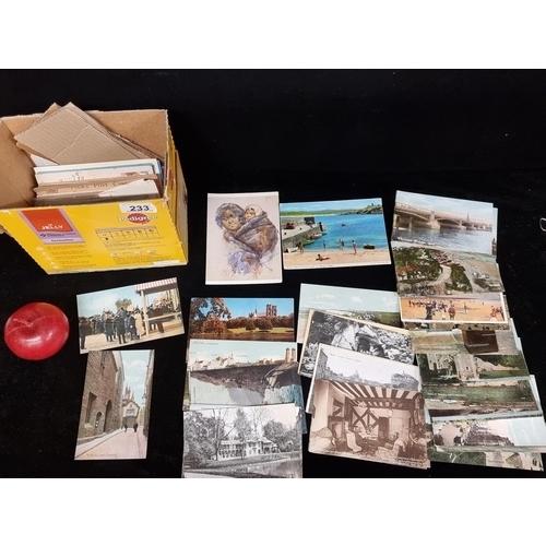 233 - An amazing collection of over one hundred vintage and antique postcards. Some great postcards here i... 